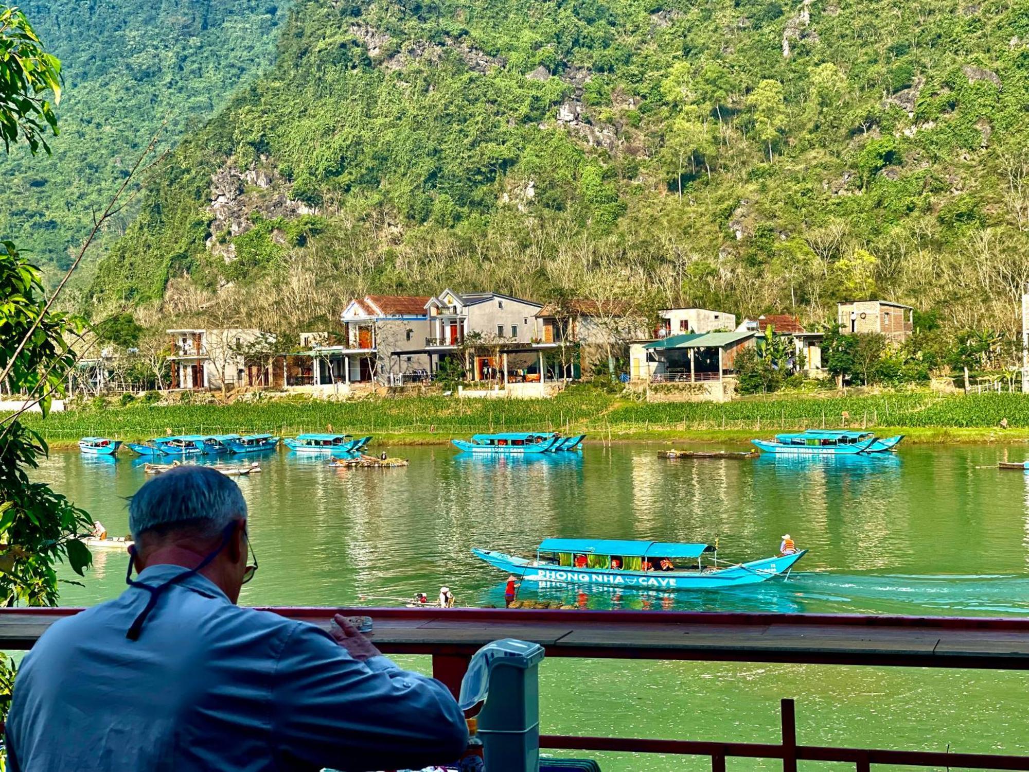 Cornflower Homestay Phong Nha Extérieur photo